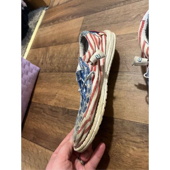 Hey Dude Stars N Stripes Wally Shoes Flaws -Men’s 8 Woman’s 10 - Picture 6 of 15